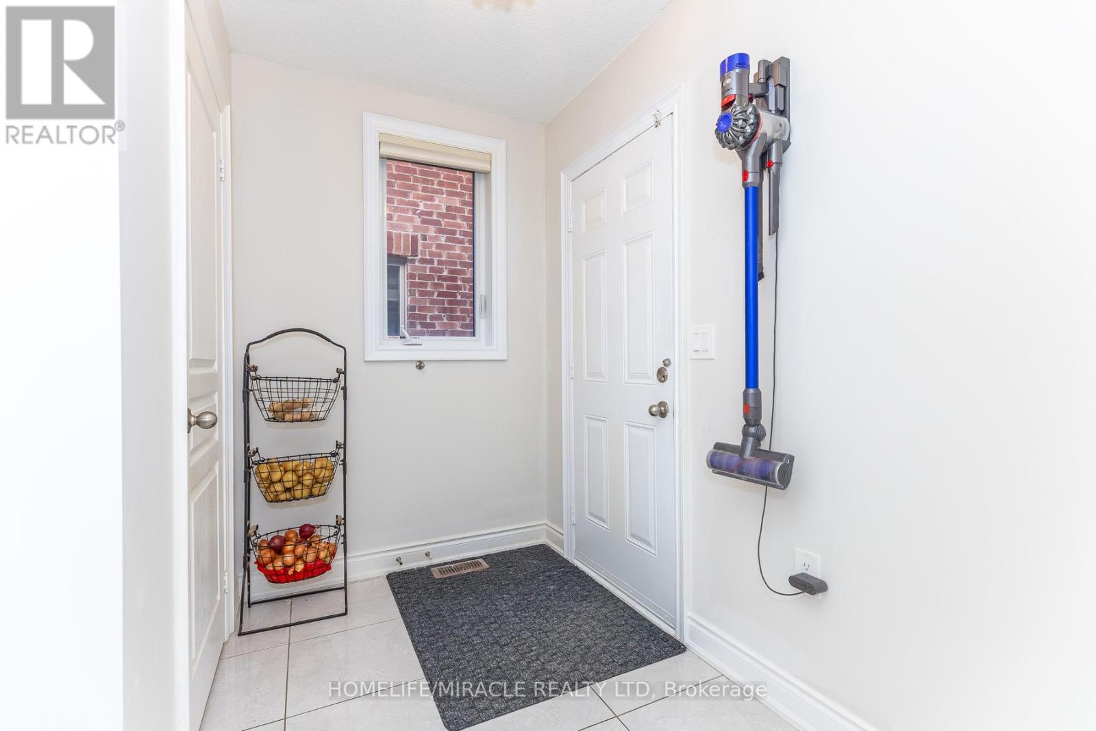 Hts - 1535 Mendelson Heights, Milton, Ontario  L9E 1H3 - Photo 26 - W13043626