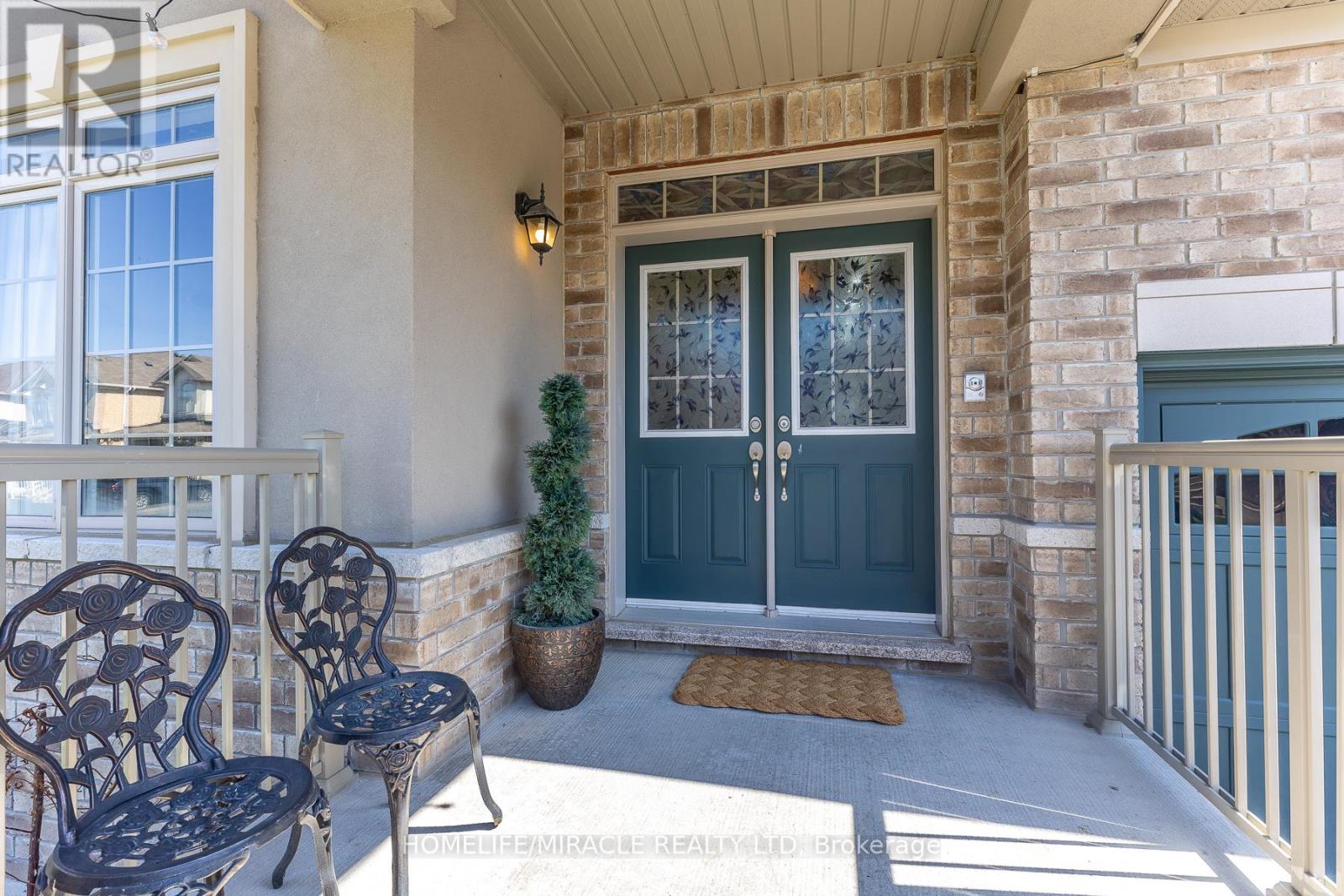 Hts - 1535 Mendelson Heights, Milton, Ontario  L9E 1H3 - Photo 3 - W13043626