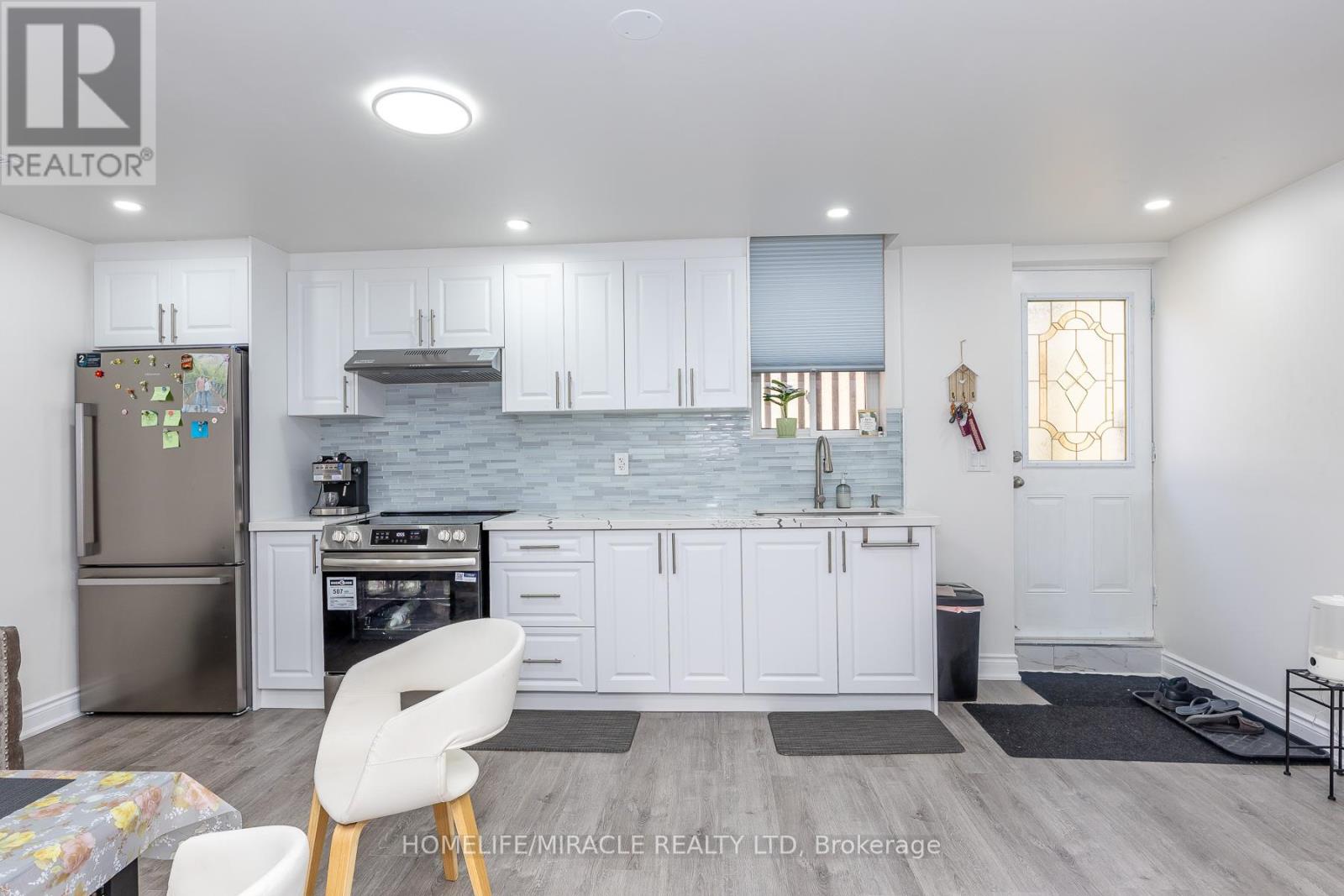 Hts - 1535 Mendelson Heights, Milton, Ontario  L9E 1H3 - Photo 38 - W13043626