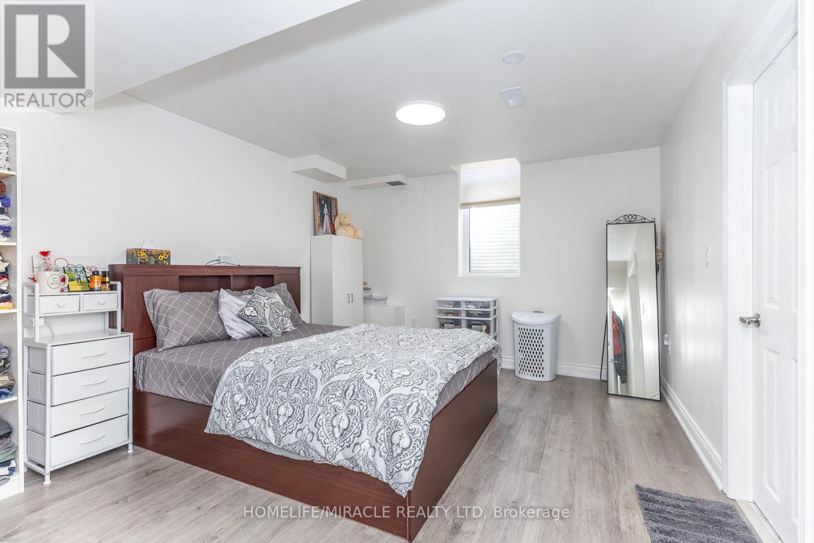 Hts - 1535 Mendelson Heights, Milton, Ontario  L9E 1H3 - Photo 42 - W13043626