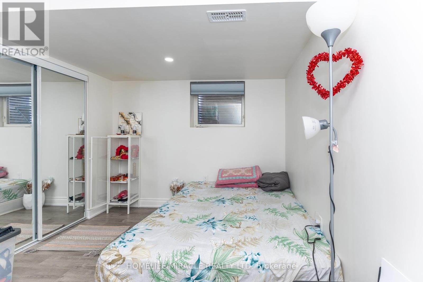 Hts - 1535 Mendelson Heights, Milton, Ontario  L9E 1H3 - Photo 43 - W13043626