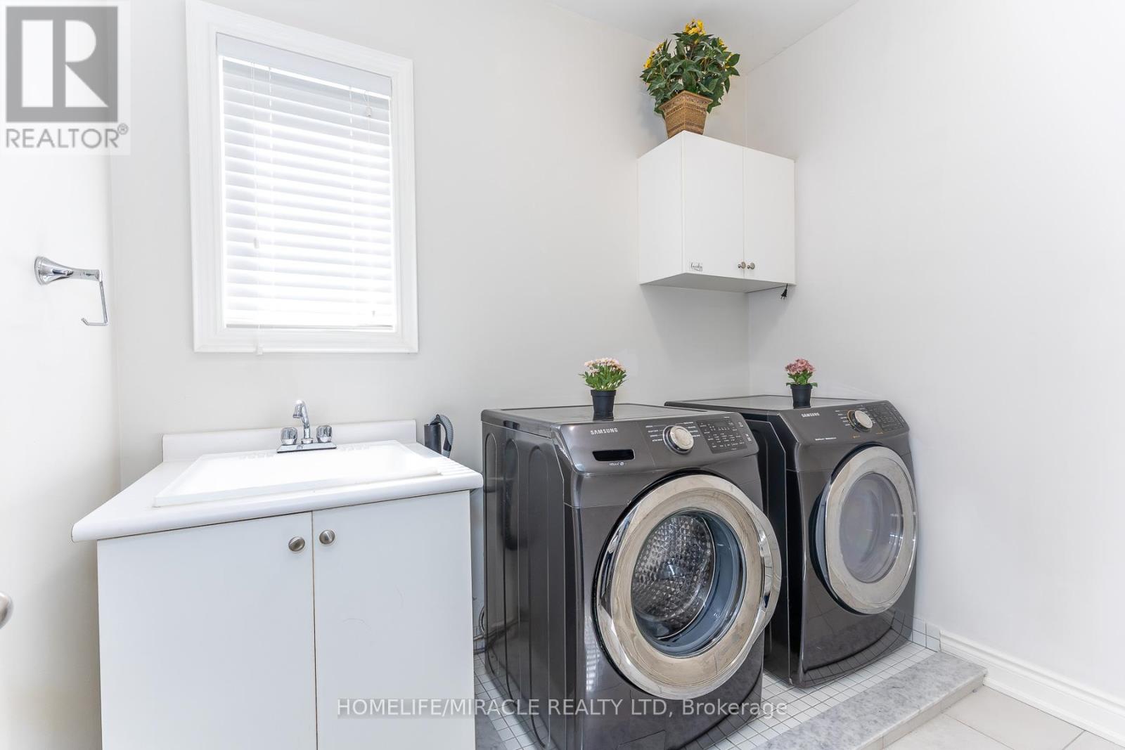 Hts - 1535 Mendelson Heights, Milton, Ontario  L9E 1H3 - Photo 45 - W13043626