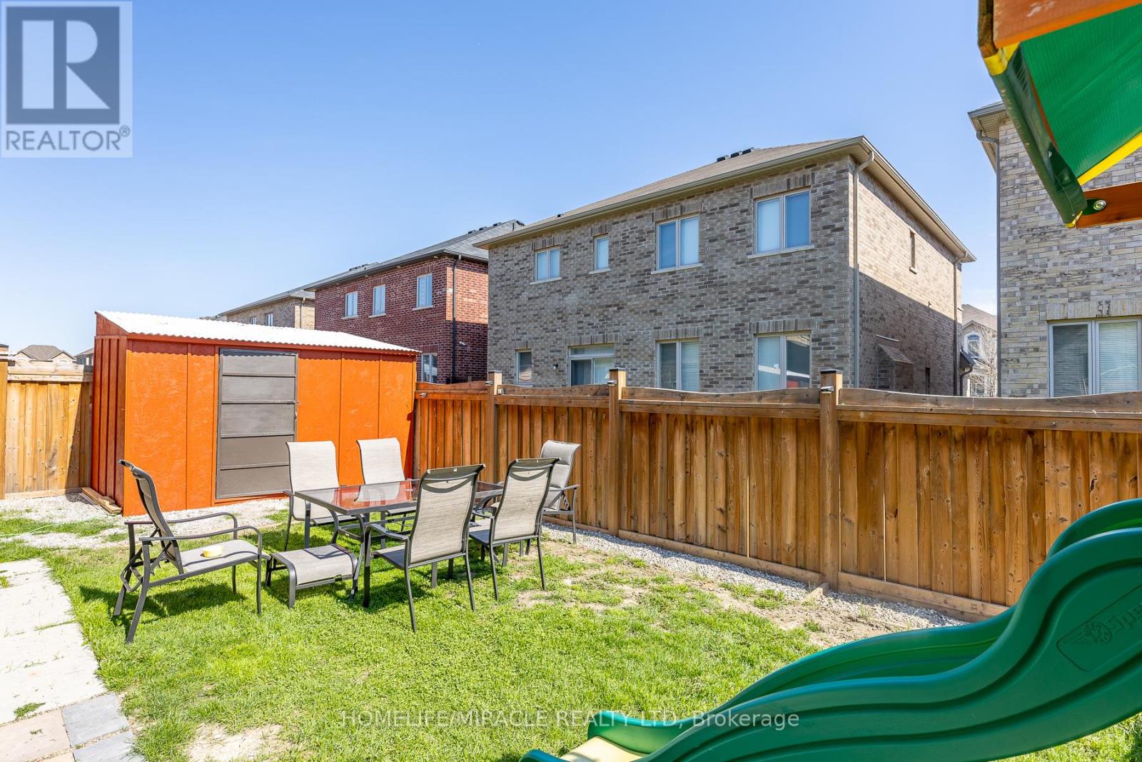 Hts - 1535 Mendelson Heights, Milton, Ontario  L9E 1H3 - Photo 49 - W13043626