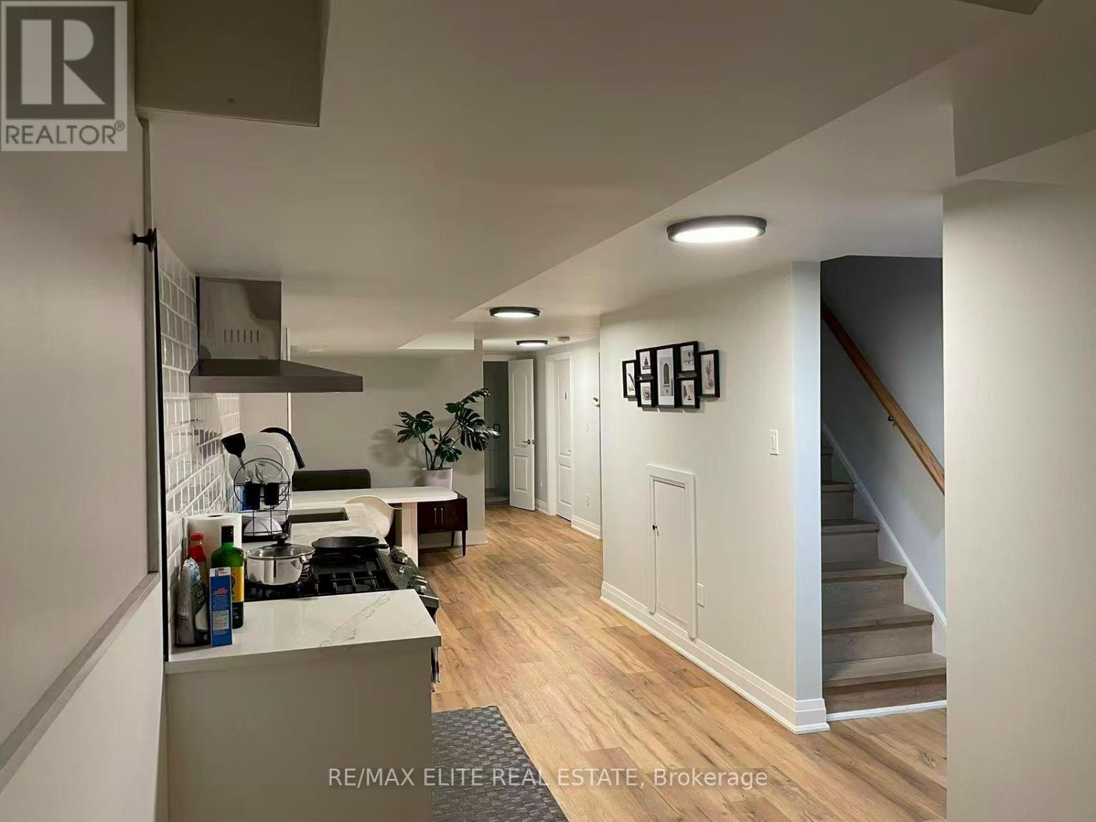 Lower - 4122 Sugarbush Road, Mississauga, Ontario  L5B 2Z8 - Photo 3 - W13043642