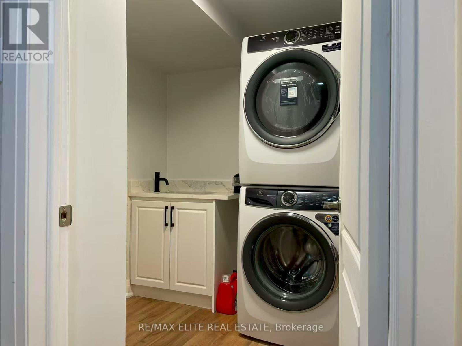 Lower - 4122 Sugarbush Road, Mississauga, Ontario  L5B 2Z8 - Photo 9 - W13043642