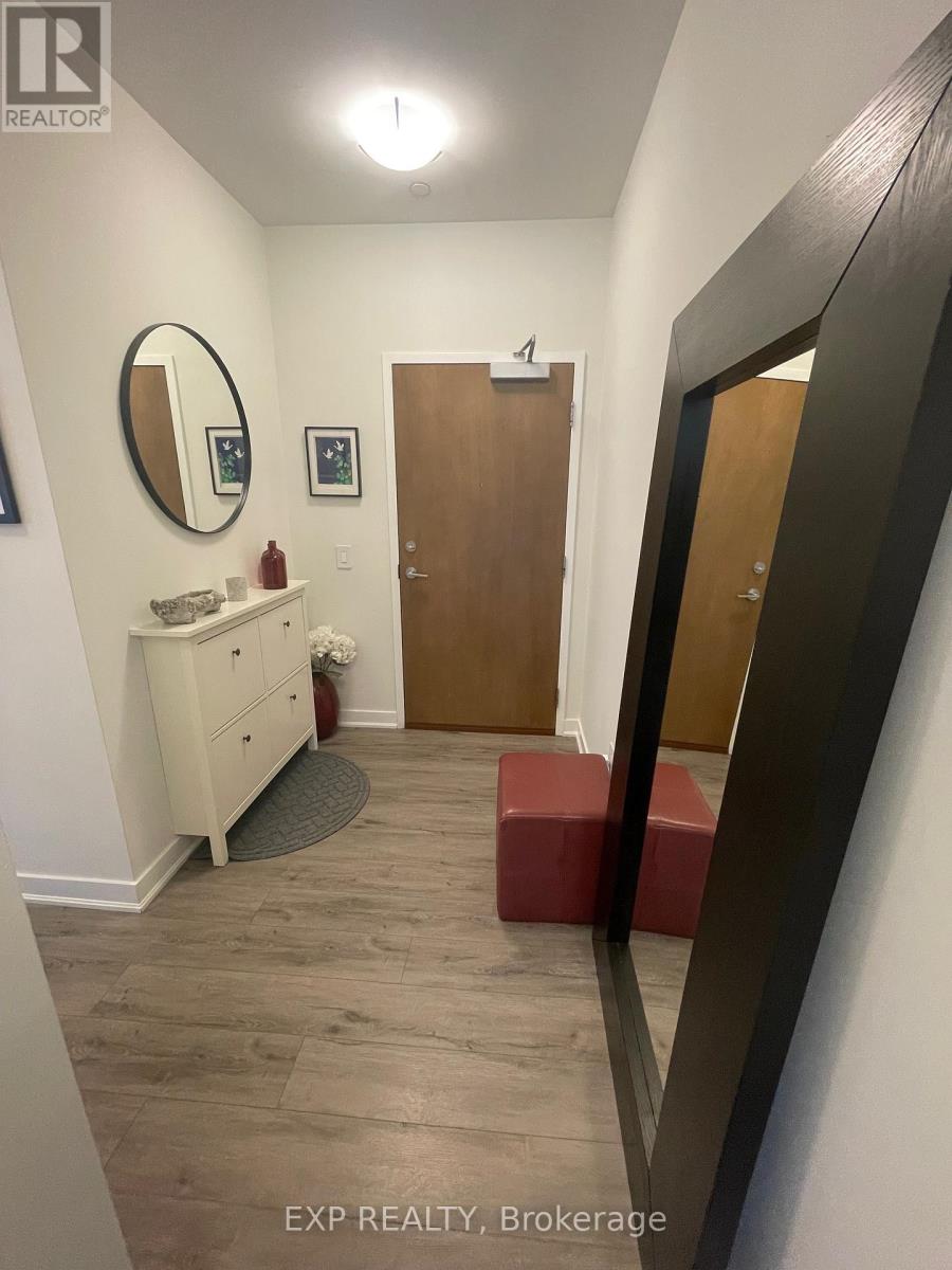 101 - 340 Plains Road E, Burlington, Ontario  L7T 0C2 - Photo 3 - W13043656