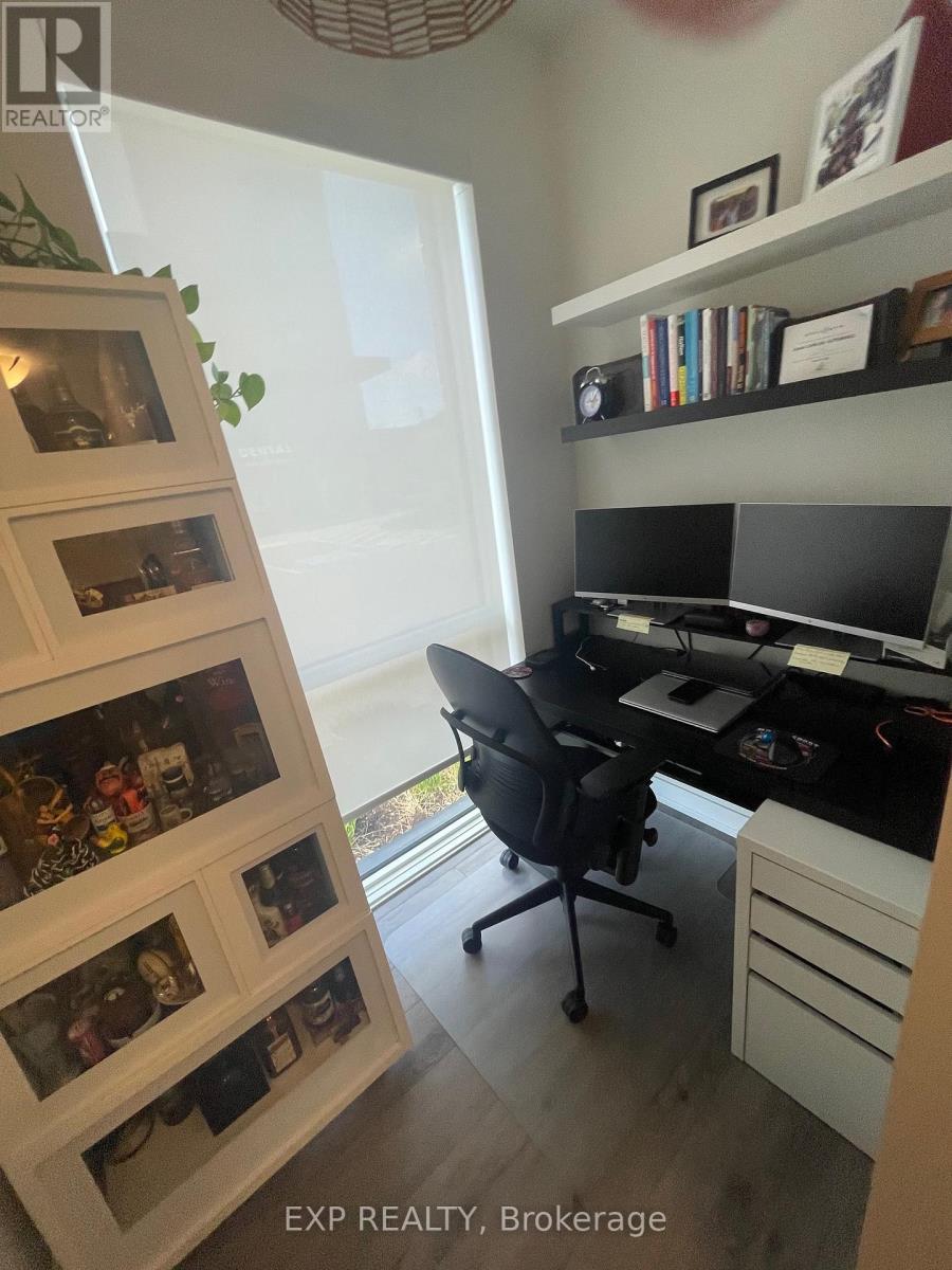 101 - 340 Plains Road E, Burlington, Ontario  L7T 0C2 - Photo 8 - W13043656