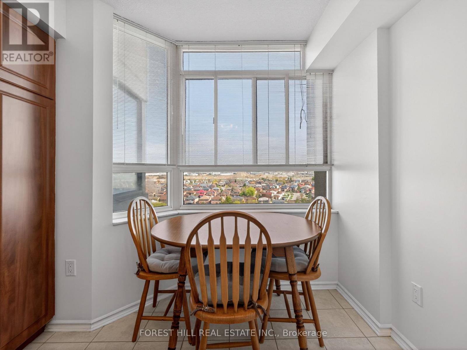 1201 - 100 County Court Boulevard, Brampton, Ontario  L6W 3X1 - Photo 16 - W13043662