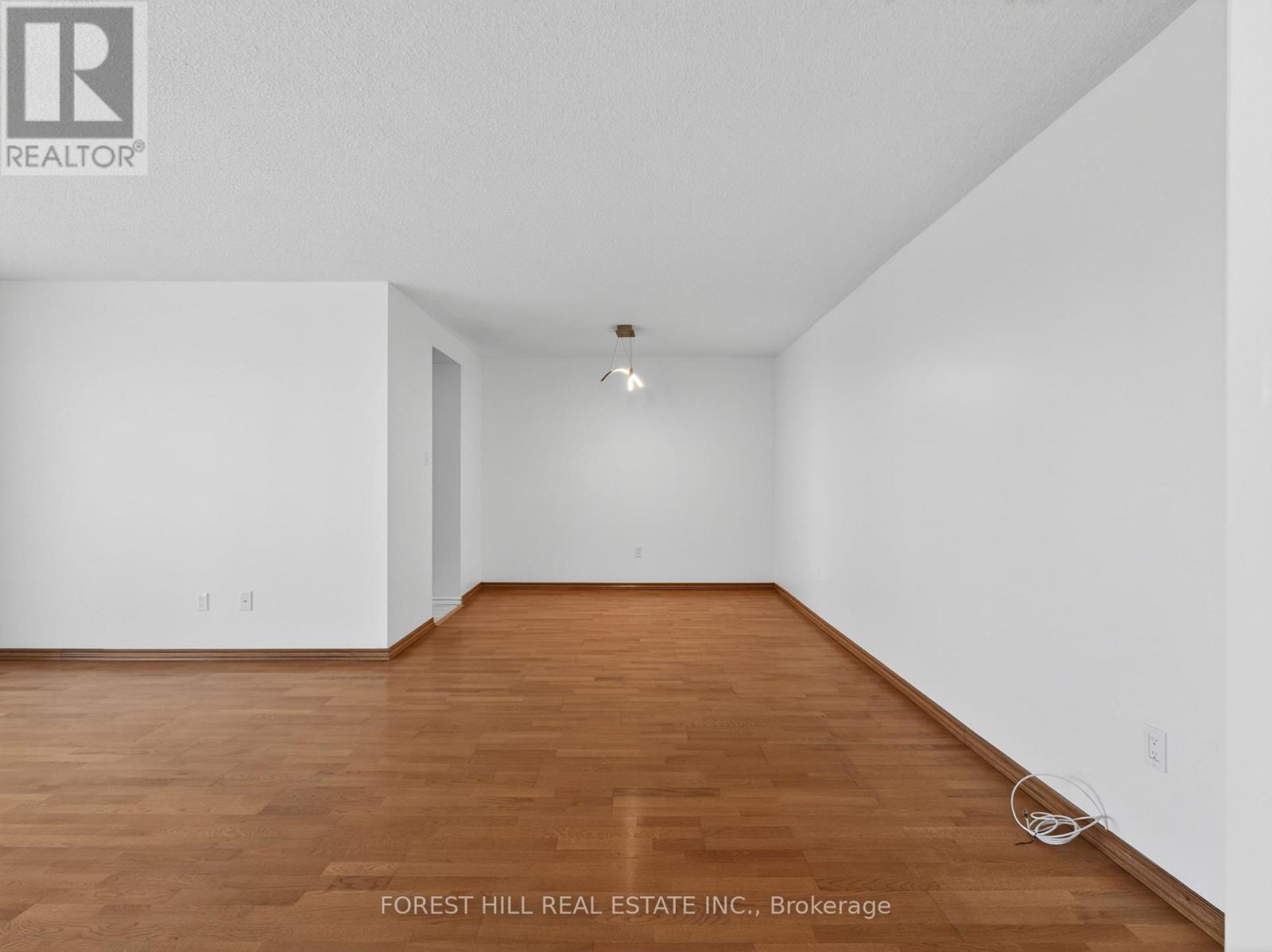 1201 - 100 County Court Boulevard, Brampton, Ontario  L6W 3X1 - Photo 6 - W13043662