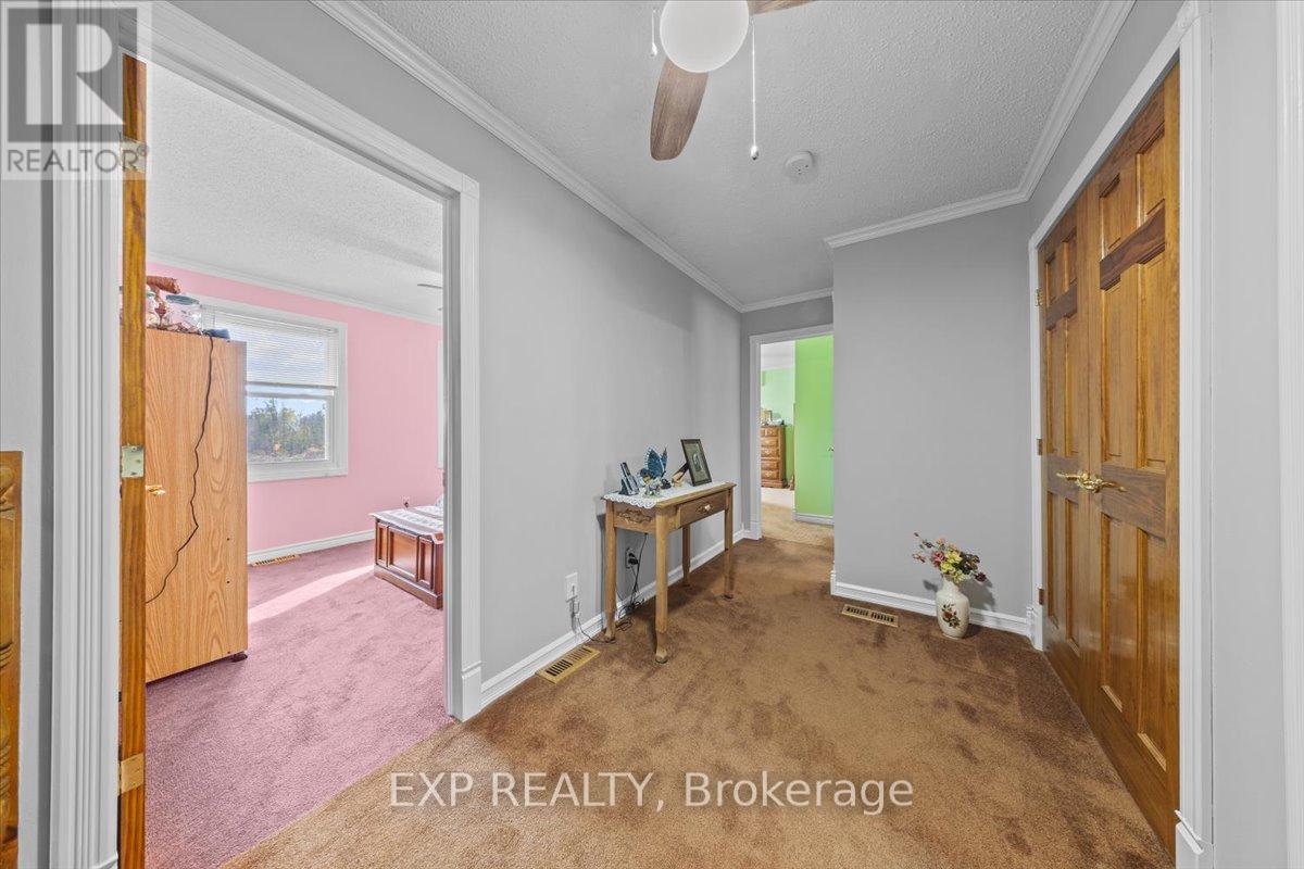 1220 Westross Road, Whitewater Region, Ontario  K0J 1K0 - Photo 21 - X12593086