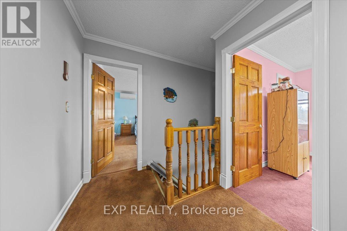 1220 Westross Road, Whitewater Region, Ontario  K0J 1K0 - Photo 20 - X12593086