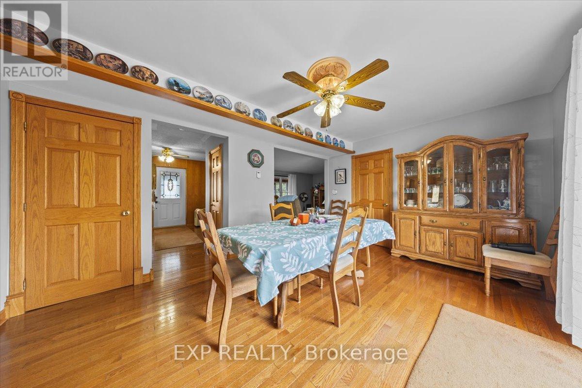 1220 Westross Road, Whitewater Region, Ontario  K0J 1K0 - Photo 18 - X12593086