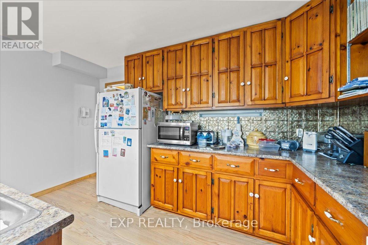 1220 Westross Road, Whitewater Region, Ontario  K0J 1K0 - Photo 9 - X12593086