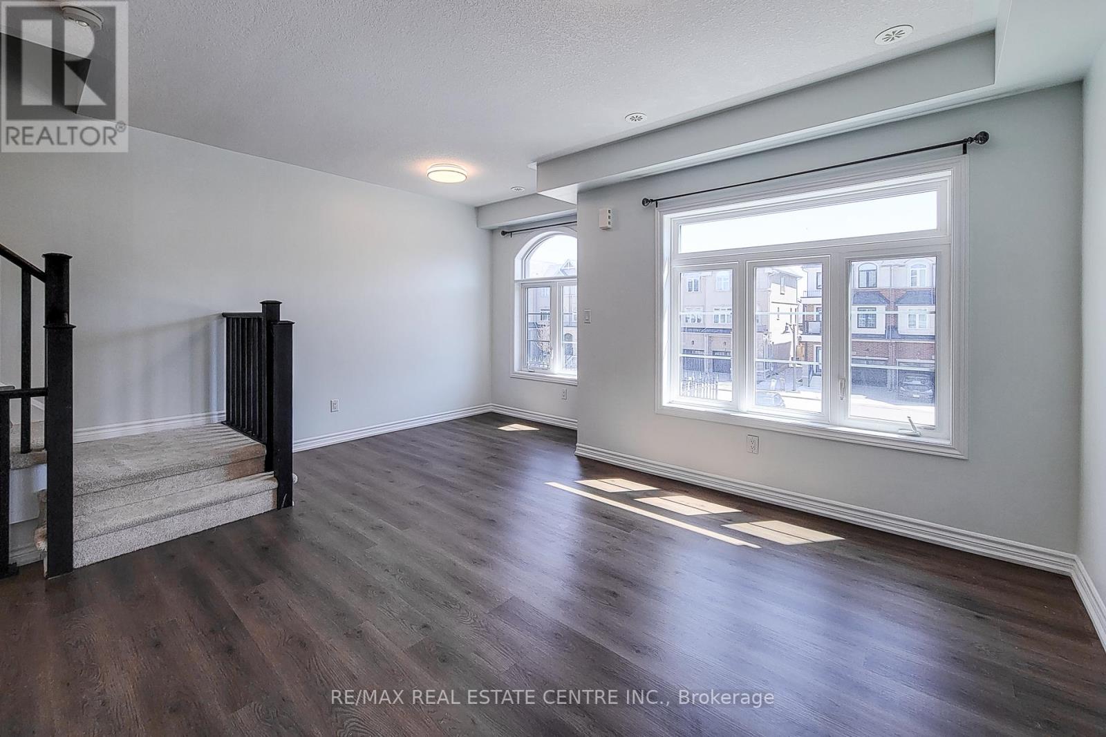 137 Borers Creek Circle, Hamilton, Ontario  L8B 1W3 - Photo 14 - X13043620