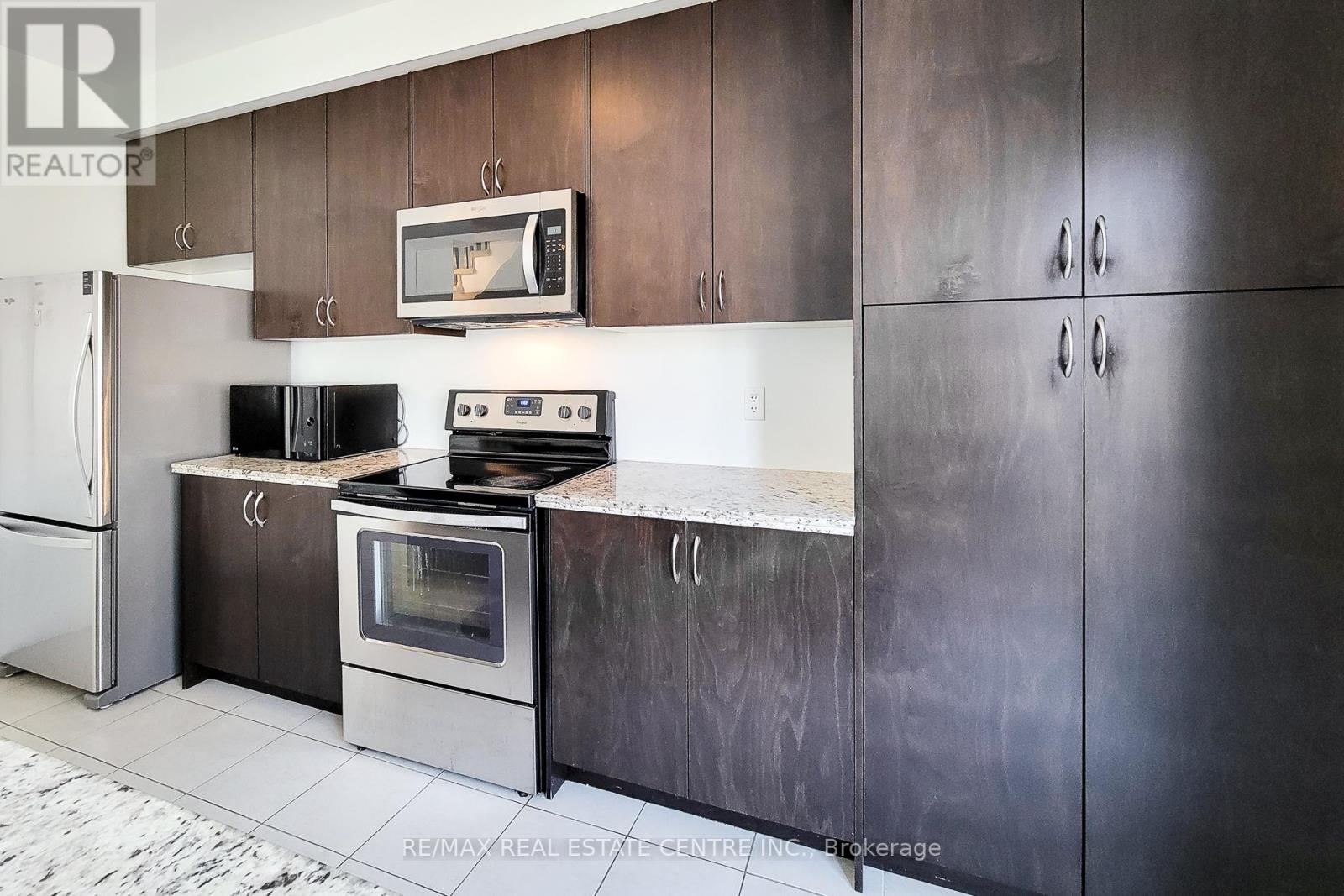 137 Borers Creek Circle, Hamilton, Ontario  L8B 1W3 - Photo 21 - X13043620