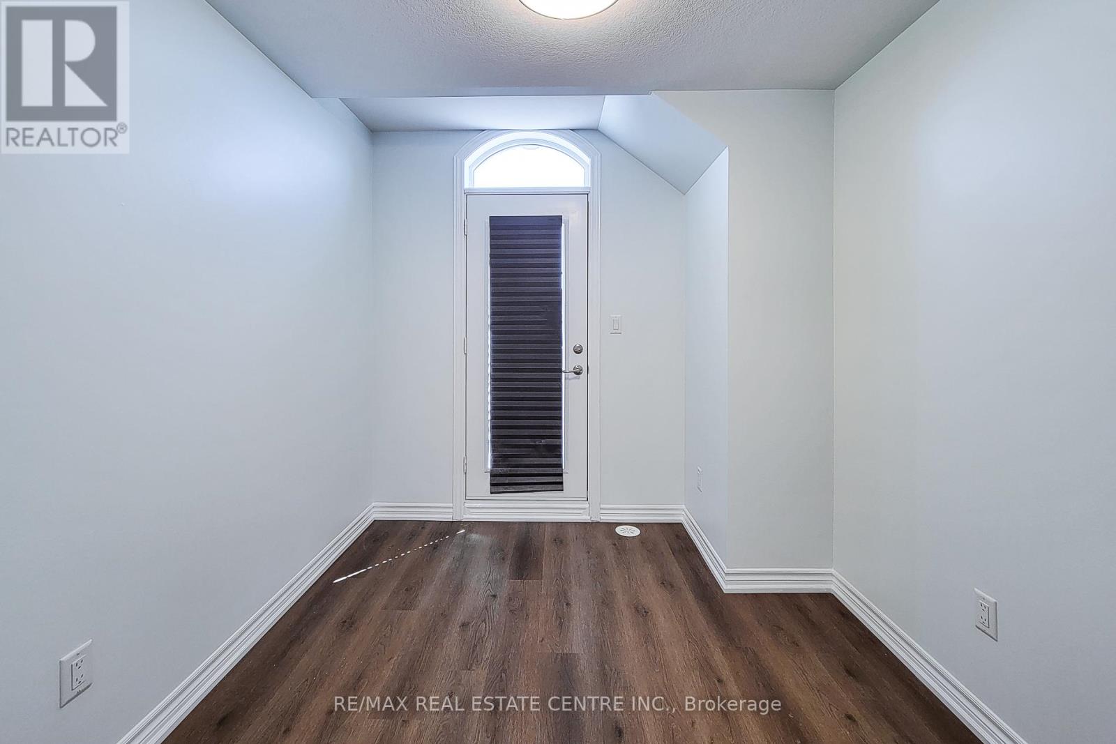 137 Borers Creek Circle, Hamilton, Ontario  L8B 1W3 - Photo 38 - X13043620