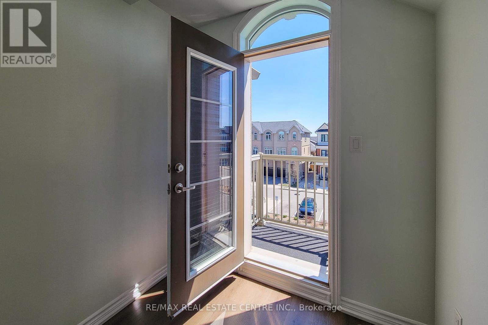 137 Borers Creek Circle, Hamilton, Ontario  L8B 1W3 - Photo 40 - X13043620