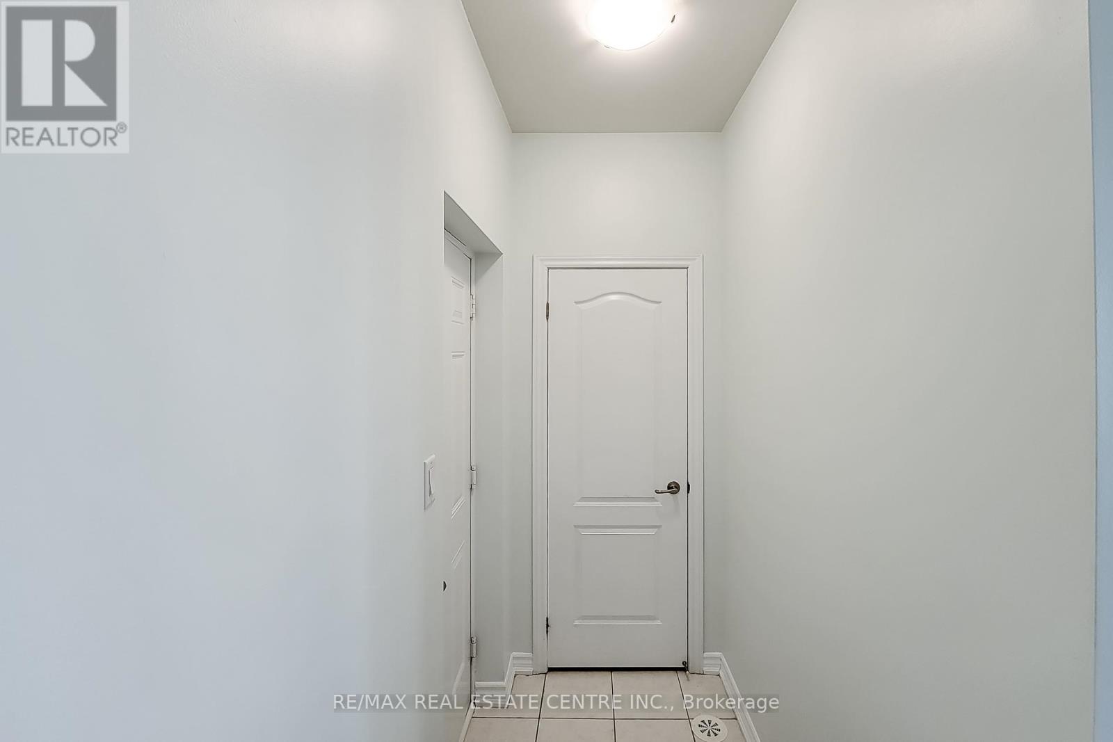 137 Borers Creek Circle, Hamilton, Ontario  L8B 1W3 - Photo 43 - X13043620