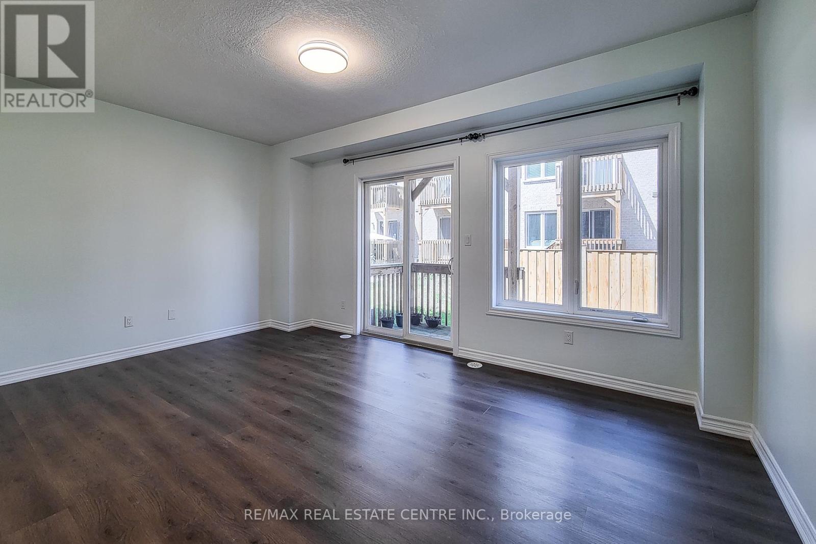 137 Borers Creek Circle, Hamilton, Ontario  L8B 1W3 - Photo 7 - X13043620