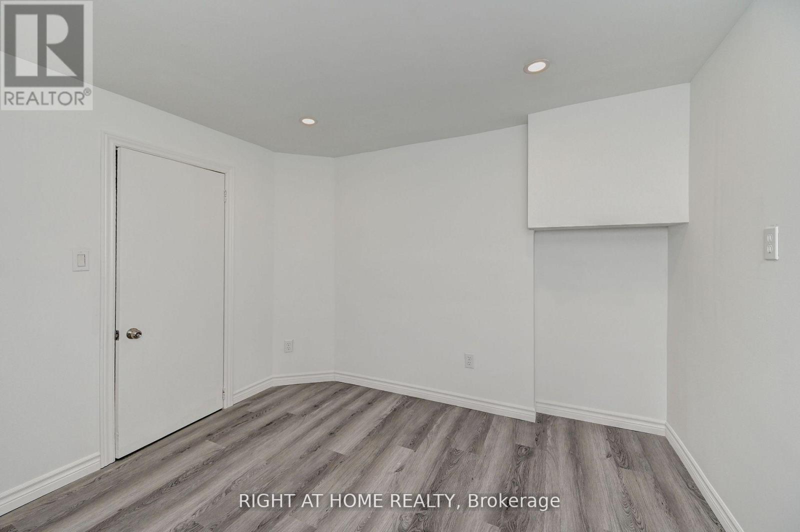 #bsmt - 10 Monroe Street, Cambridge, Ontario  N1R 2C5 - Photo 11 - X13043652