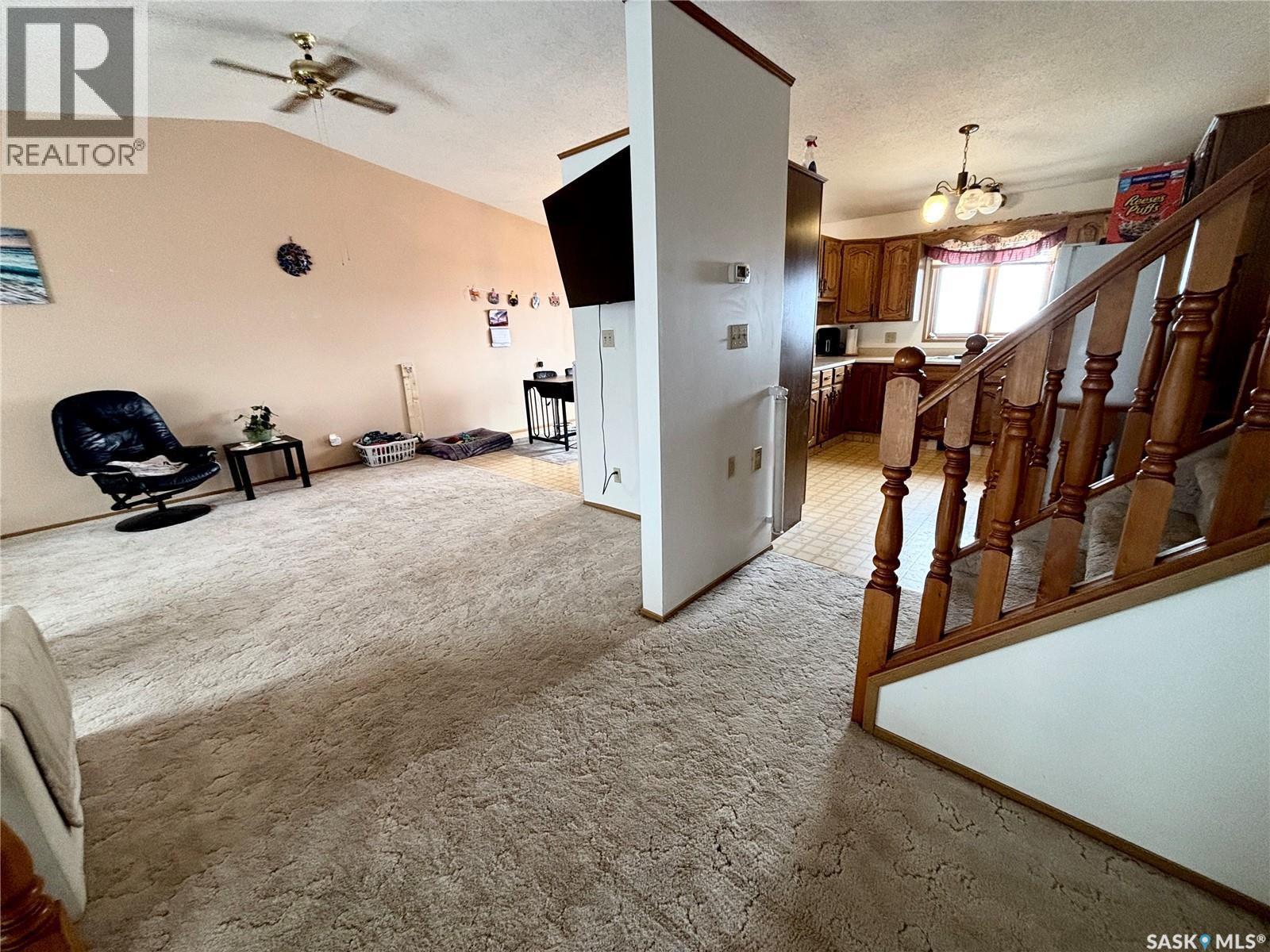 52 Harrigan Crescent, Maple Creek, Saskatchewan  S0N 1N0 - Photo 11 - SK033934