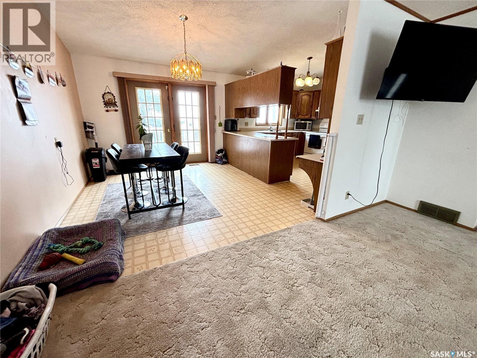 52 Harrigan Crescent, Maple Creek, Saskatchewan  S0N 1N0 - Photo 13 - SK033934