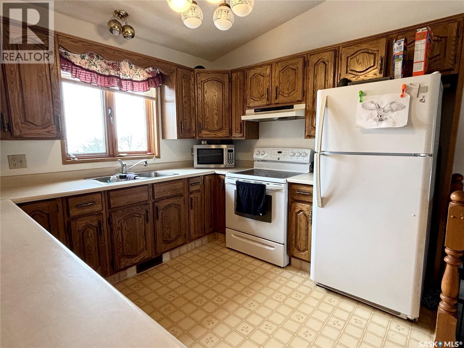 52 Harrigan Crescent, Maple Creek, Saskatchewan  S0N 1N0 - Photo 15 - SK033934