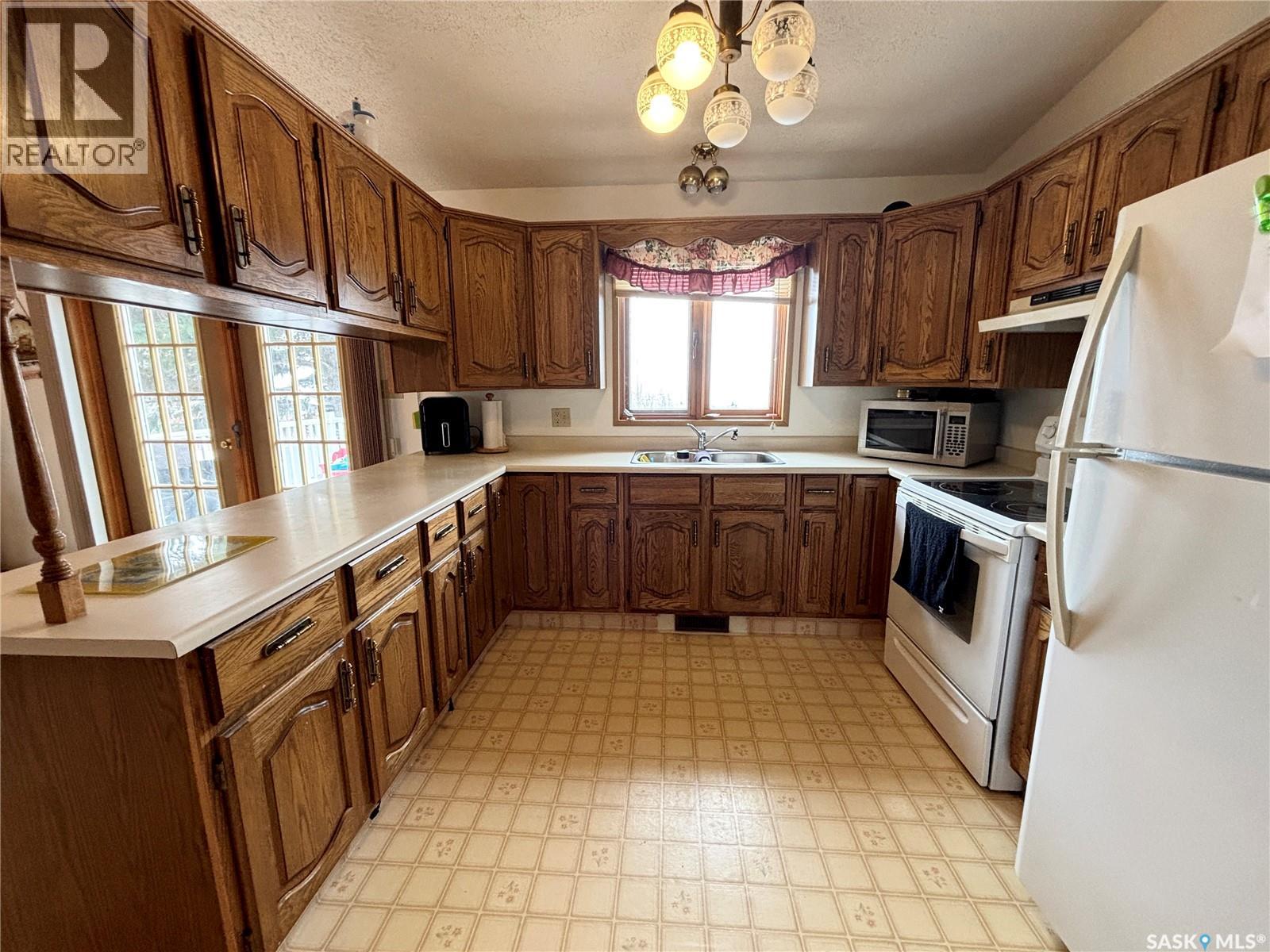 52 Harrigan Crescent, Maple Creek, Saskatchewan  S0N 1N0 - Photo 16 - SK033934