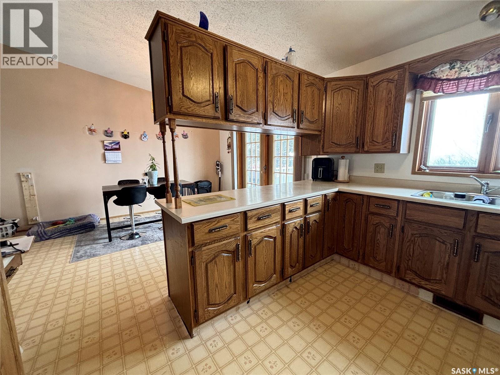 52 Harrigan Crescent, Maple Creek, Saskatchewan  S0N 1N0 - Photo 17 - SK033934