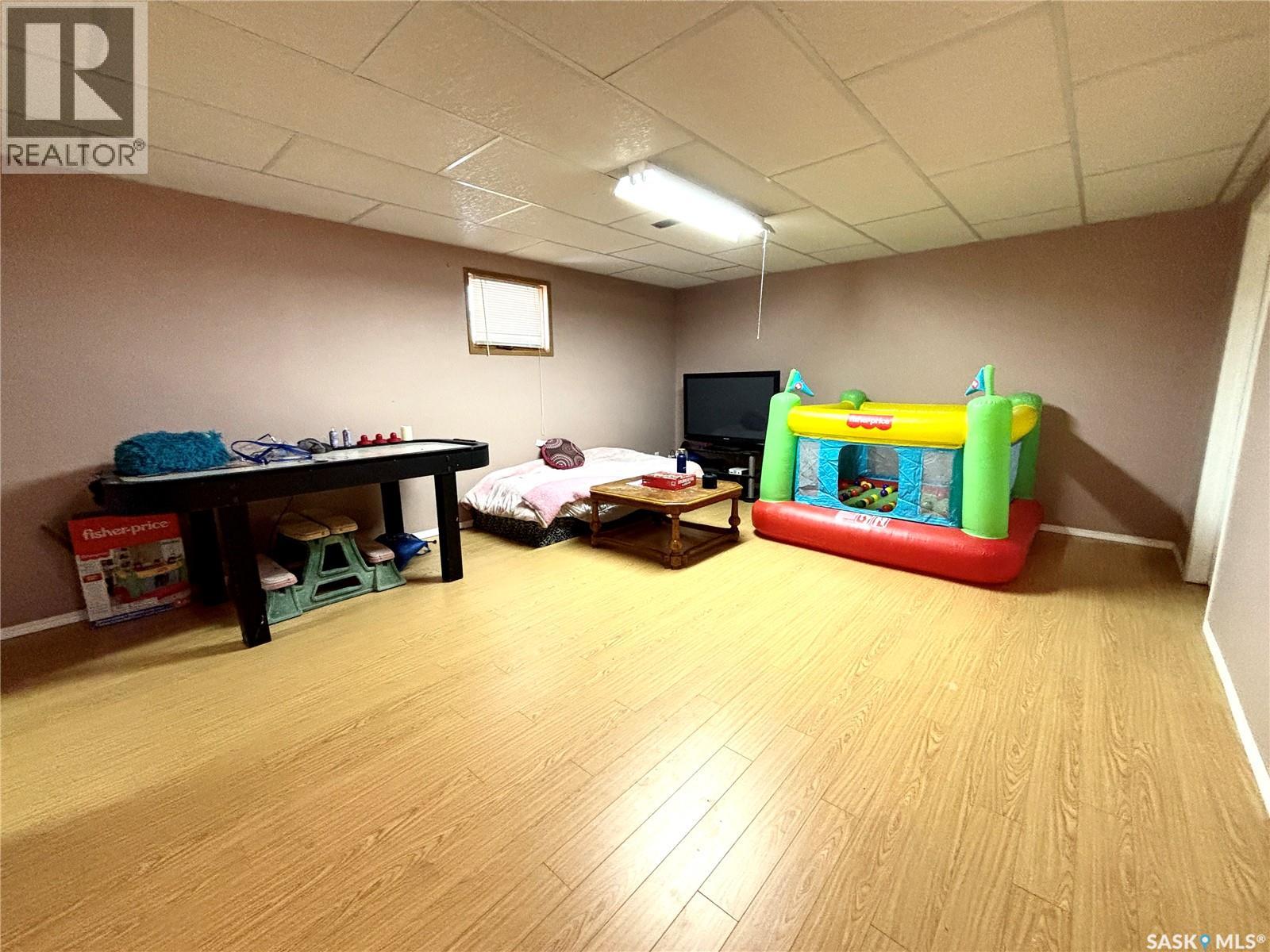 52 Harrigan Crescent, Maple Creek, Saskatchewan  S0N 1N0 - Photo 32 - SK033934