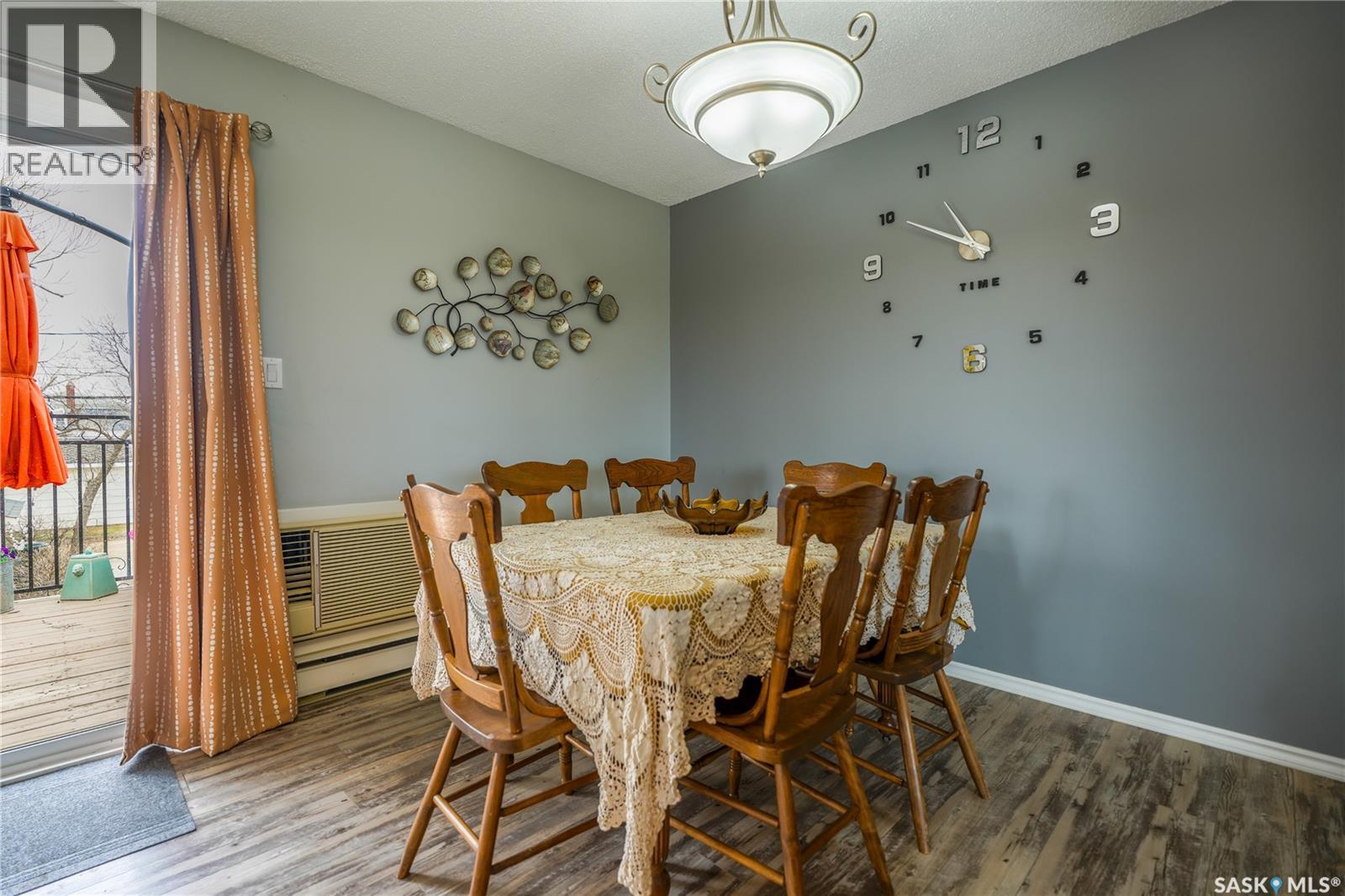 254 2nd Avenue E, Gravelbourg, Saskatchewan  S0H 1X0 - Photo 10 - SK033895