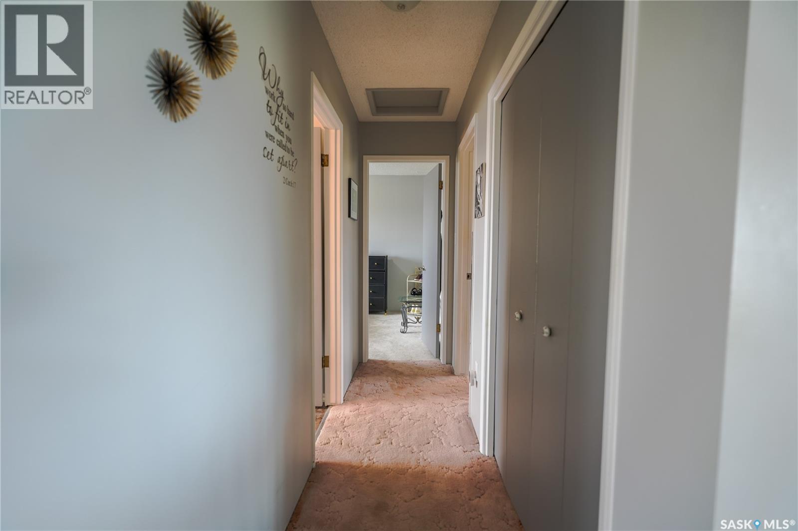 254 2nd Avenue E, Gravelbourg, Saskatchewan  S0H 1X0 - Photo 18 - SK033895