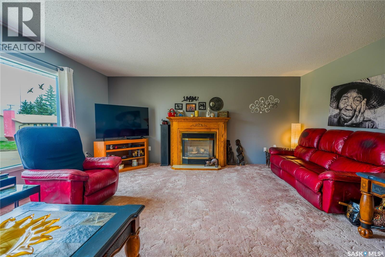 254 2nd Avenue E, Gravelbourg, Saskatchewan  S0H 1X0 - Photo 4 - SK033895