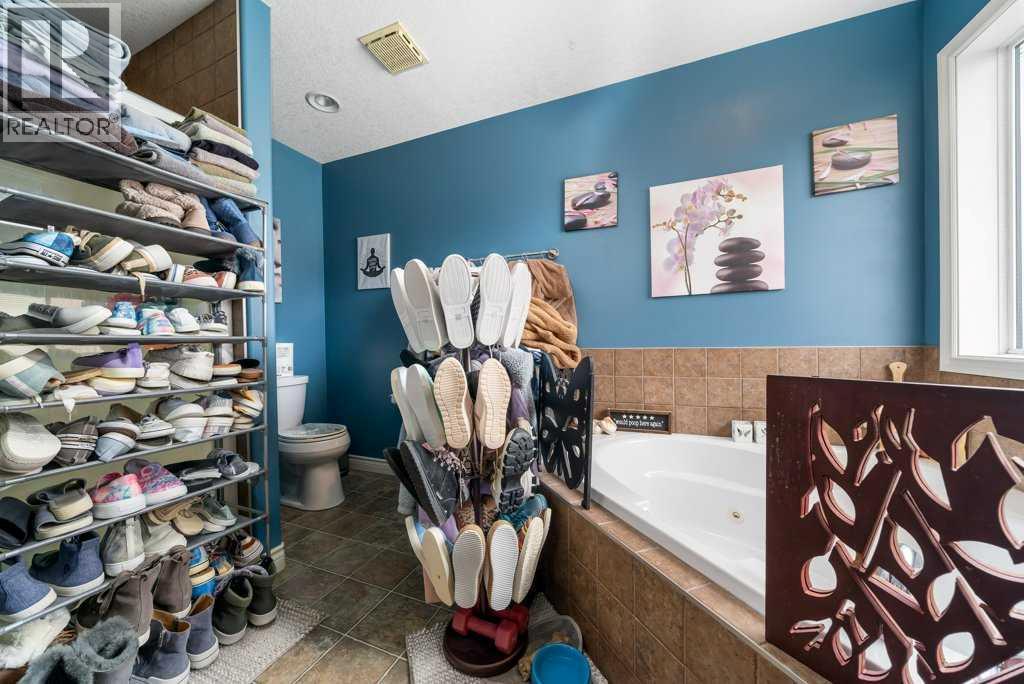 138 Terrace View Ne, Medicine Hat, Alberta  T1C 0A5 - Photo 16 - A2304319