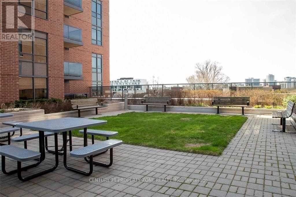 215 - 60 Heintzman Street, Toronto, Ontario  M6P 5A1 - Photo 23 - W13043664