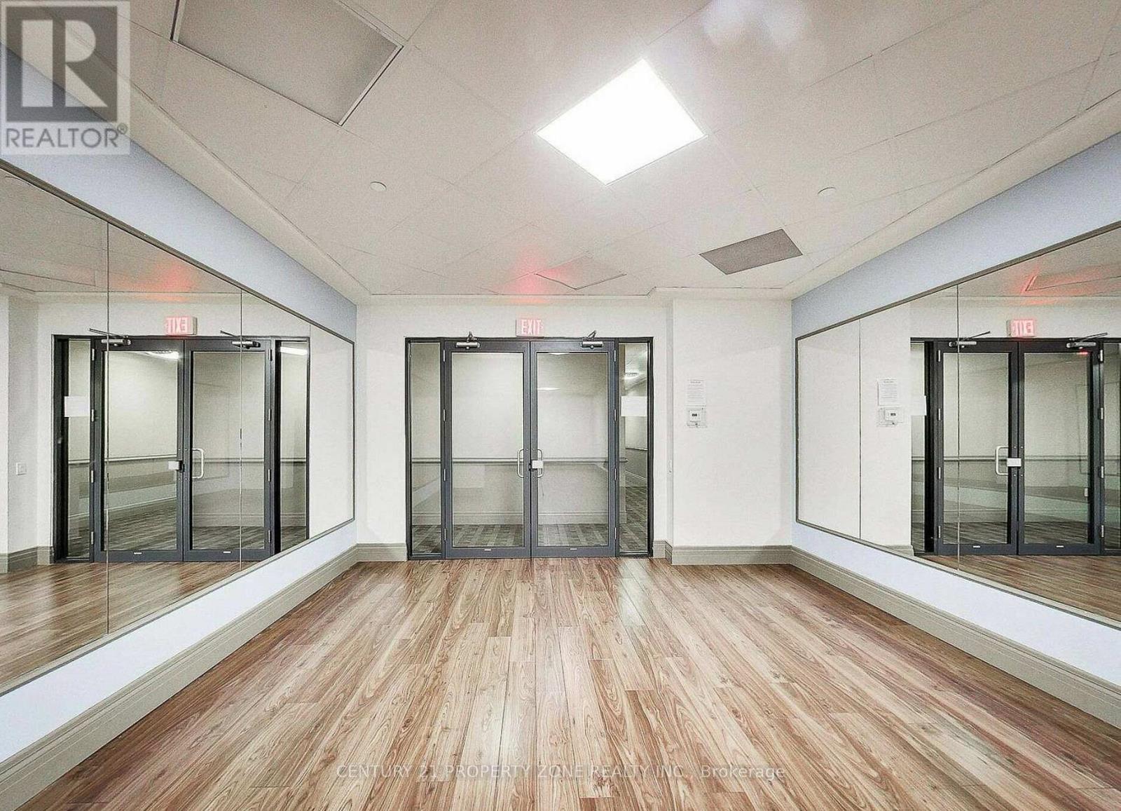 215 - 60 Heintzman Street, Toronto, Ontario  M6P 5A1 - Photo 17 - W13043664