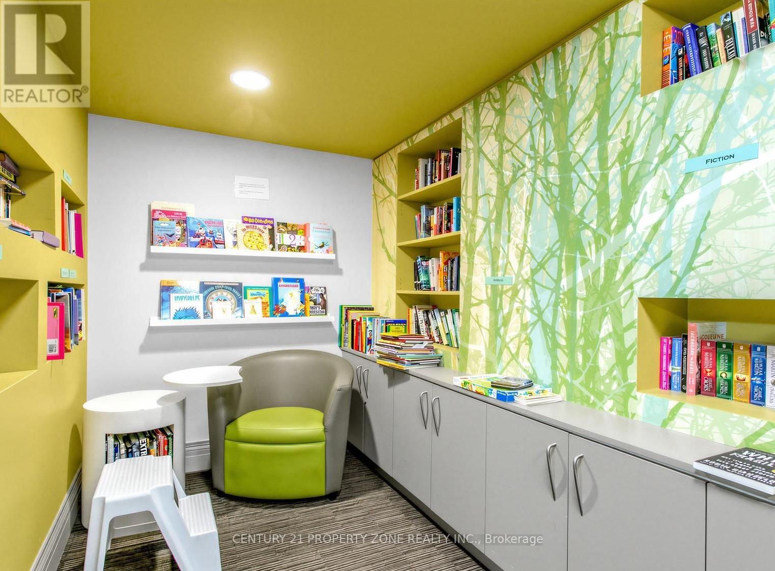 215 - 60 Heintzman Street, Toronto, Ontario  M6P 5A1 - Photo 18 - W13043664