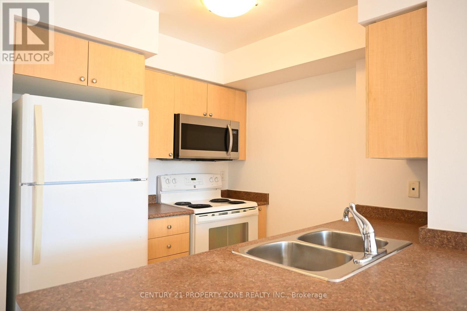 215 - 60 Heintzman Street, Toronto, Ontario  M6P 5A1 - Photo 4 - W13043664