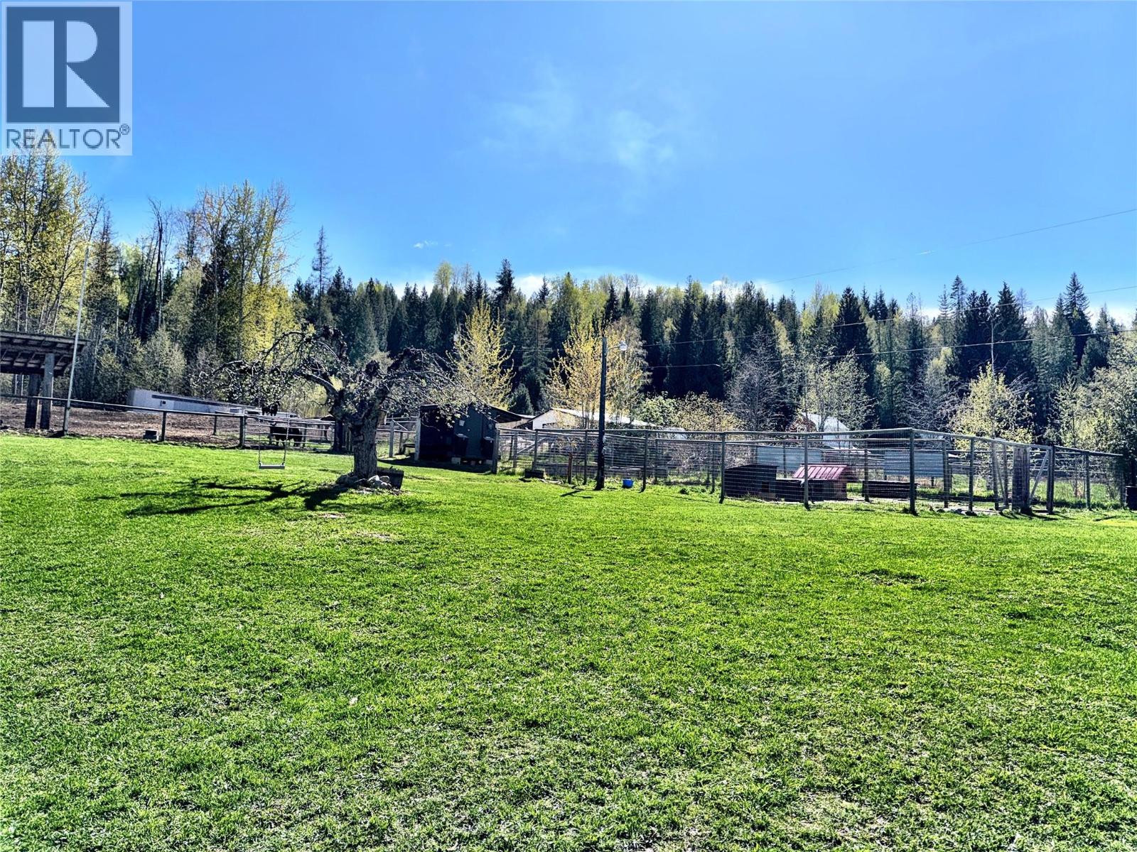 4219 Casino Road, Trail, British Columbia  V1R 4X3 - Photo 56 - 10373846