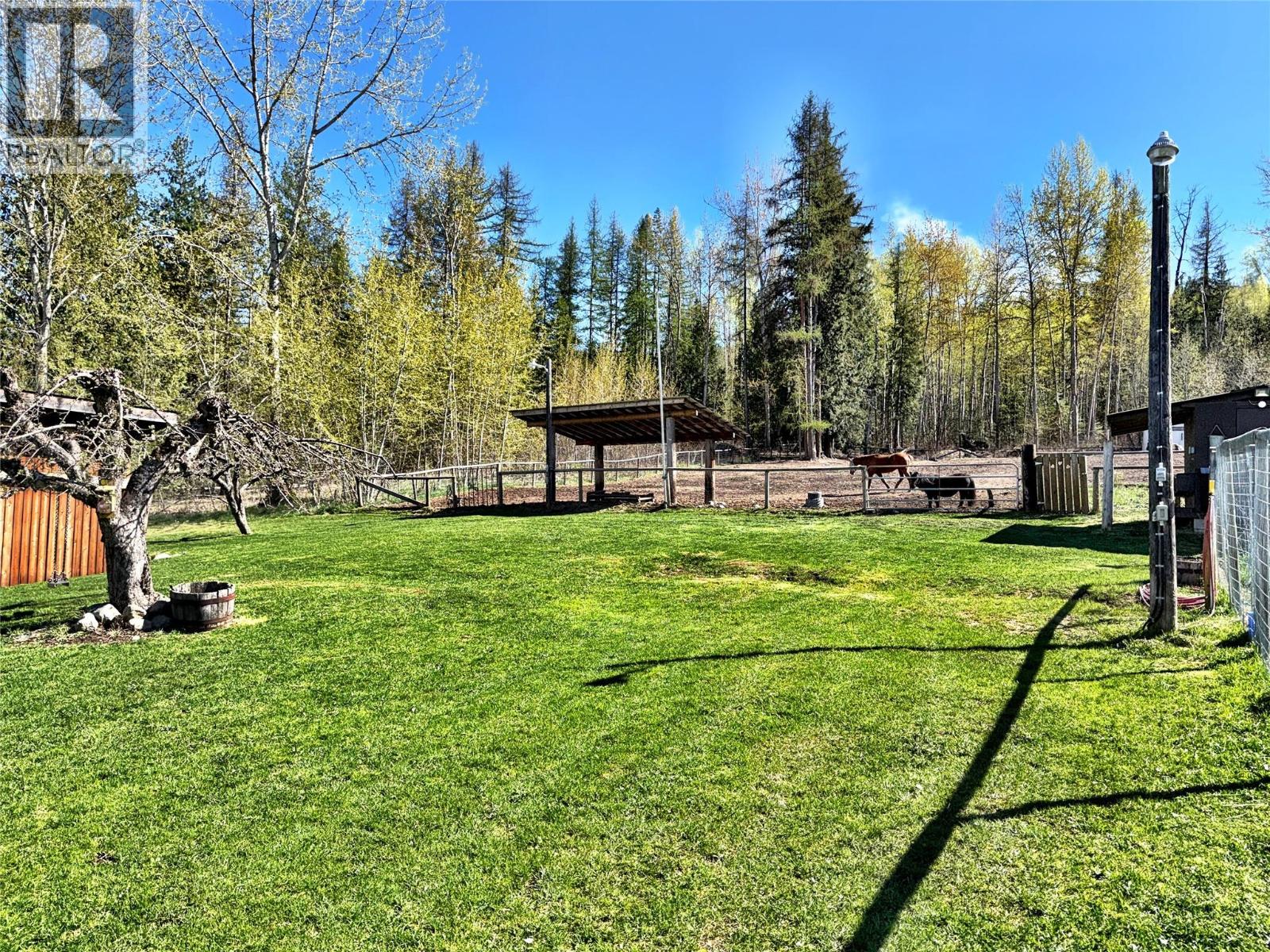 4219 Casino Road, Trail, British Columbia  V1R 4X3 - Photo 61 - 10373846