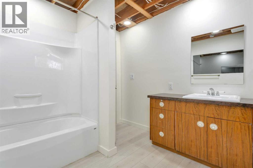 5228 50b Avenue, Sylvan Lake, Alberta  T4S 1E4 - Photo 25 - A2302608