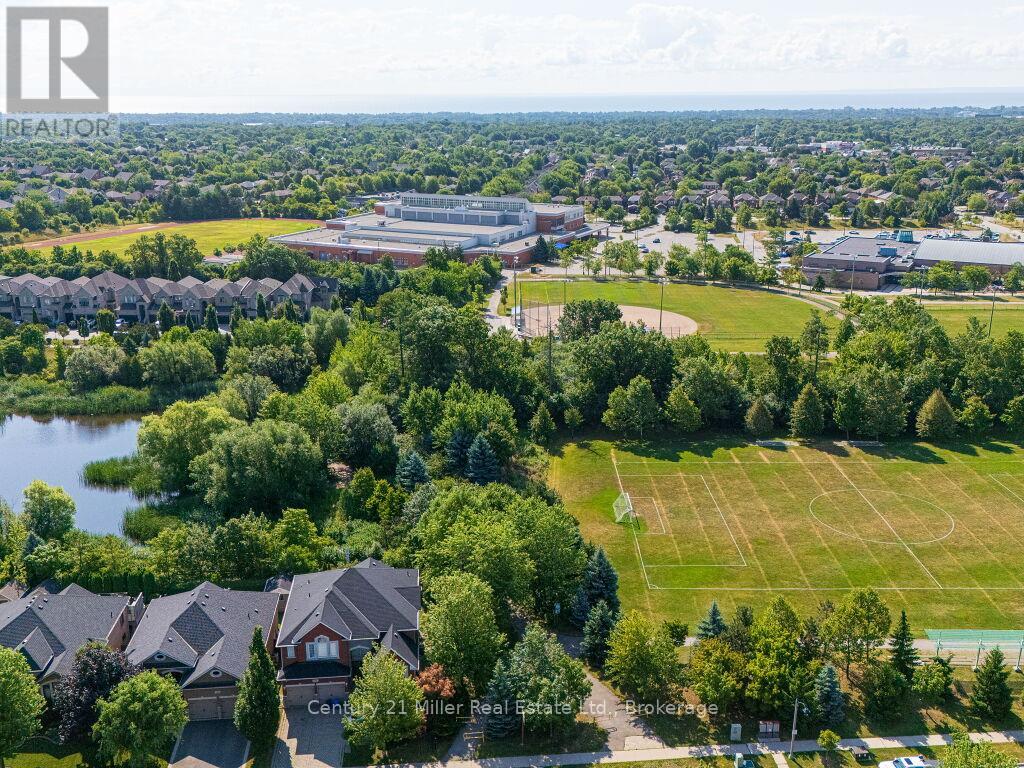 2301 Hertfordshire Way, Oakville, Ontario  L6H 7M5 - Photo 42 - W13043696