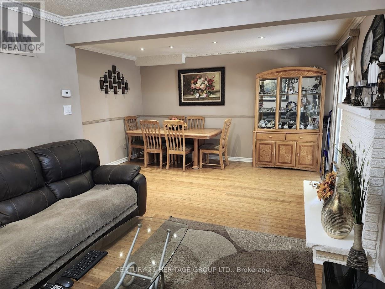 131 Black Hawk Way, Toronto, Ontario  M2R 3L7 - Photo 8 - C13043710