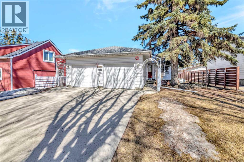 5318 46 Street, Lloydminster, Alberta  T9V 0E1 - Photo 1 - A2303755