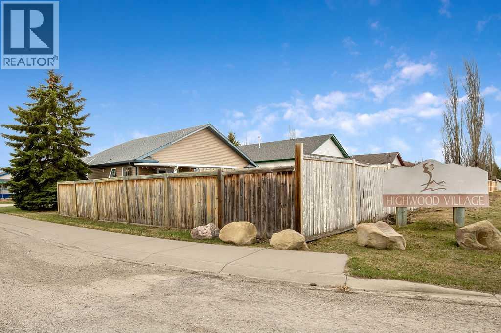 402 Highwood Village Place Nw, High River, Alberta  T1V 1W1 - Photo 22 - A2303123
