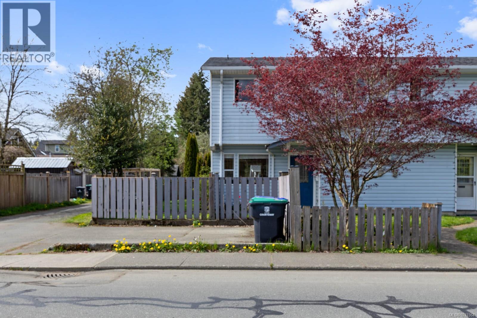 B 345 Menzies Ave, Courtenay, British Columbia  V9N 3C2 - Photo 37 - 1033364