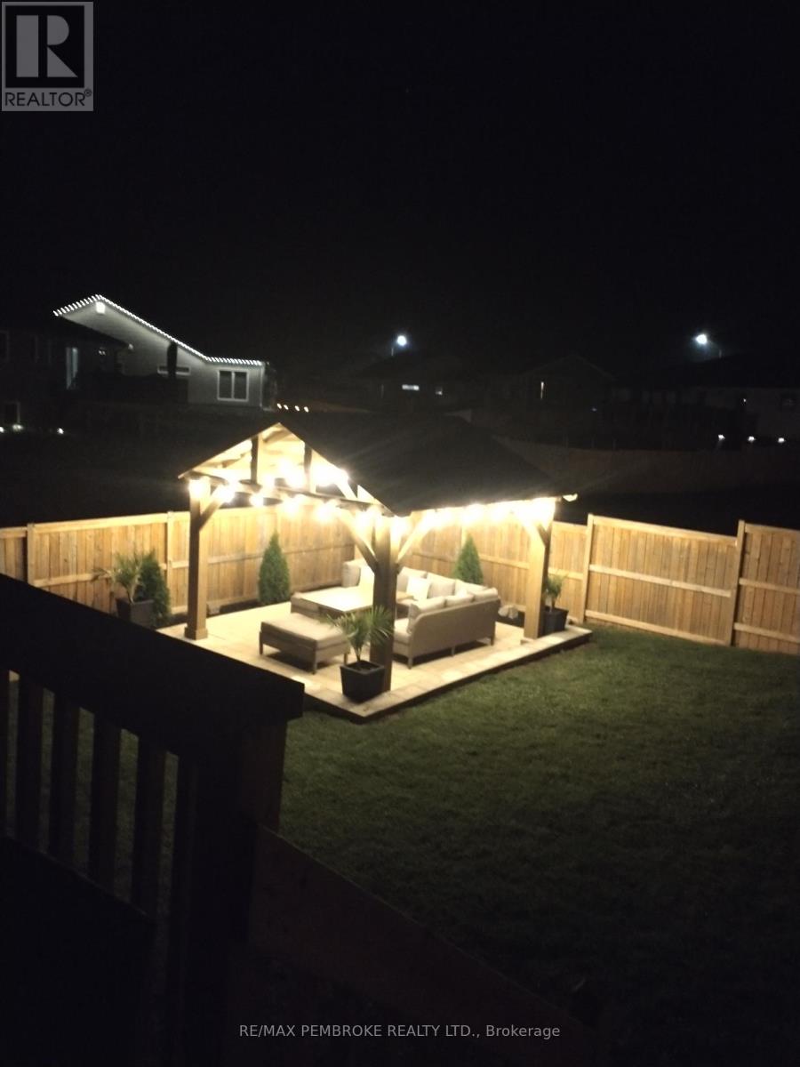 29 Terrance Drive, Petawawa, Ontario  K8H 0H3 - Photo 47 - X12986484