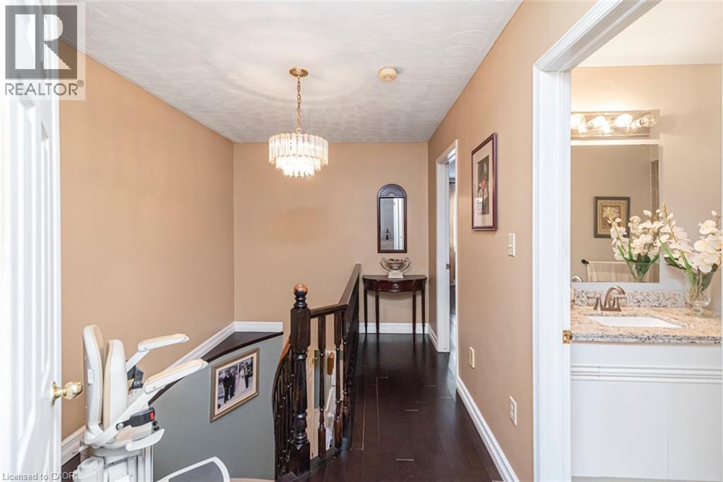 255 Mount Albion Road Unit# 22, Hamilton, Ontario  L8K 6P7 - Photo 24 - 40805865