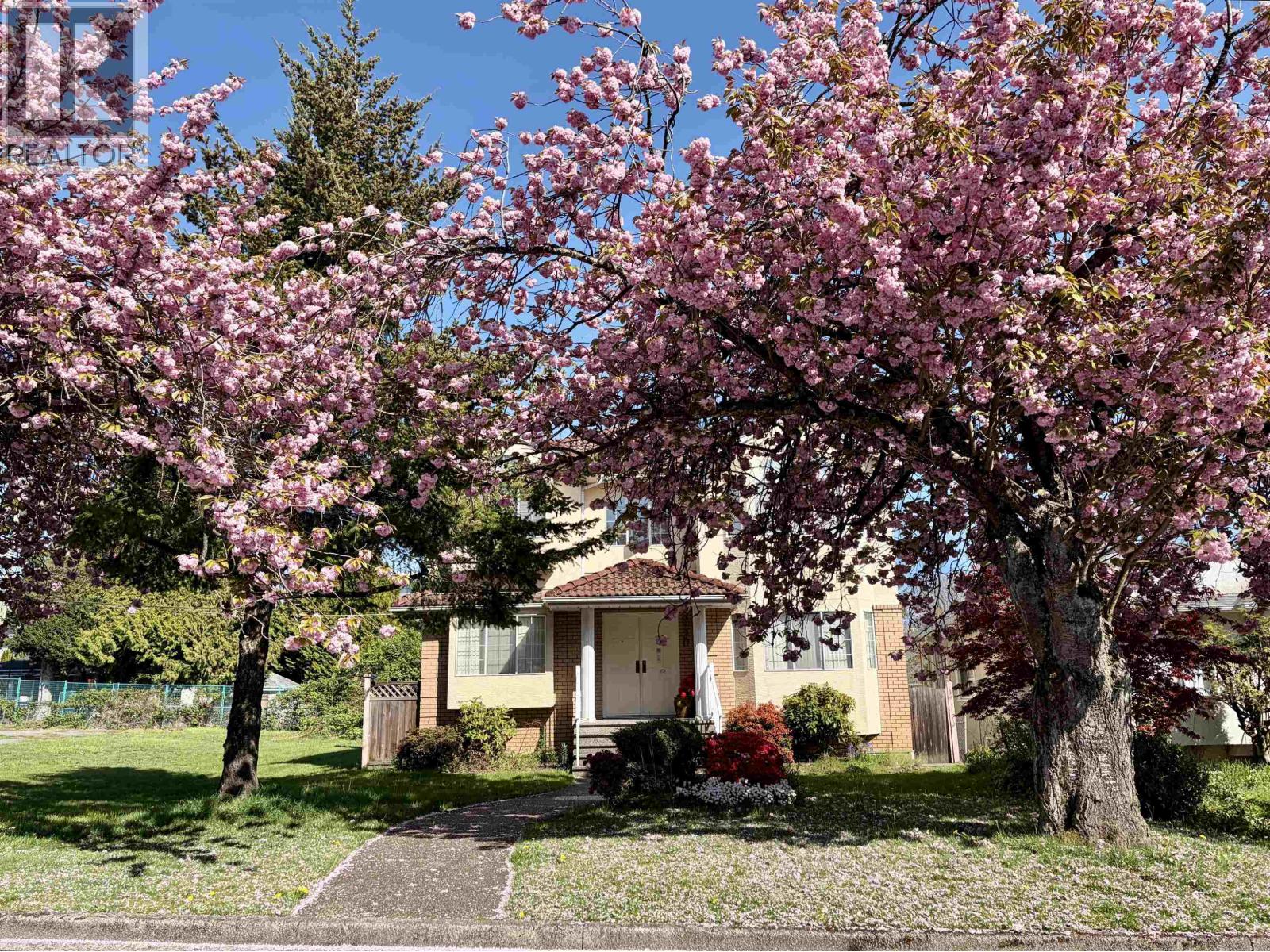 8110 Osler Street, Vancouver, British Columbia  V6P 4E2 - Photo 3 - R3115487