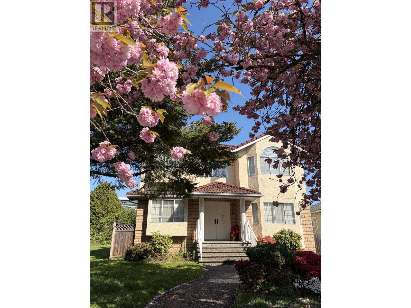 8110 Osler Street, Vancouver, British Columbia  V6P 4E2 - Photo 2 - R3115487